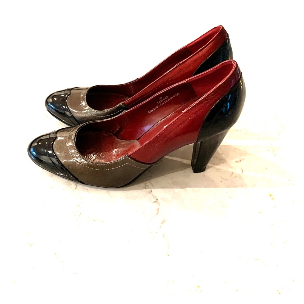 Falchi Leather Pumps